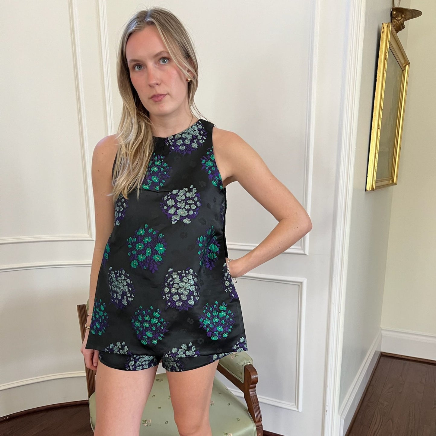 Ashleigh Set in Light Weight Amethyst Bouquet Jacquard